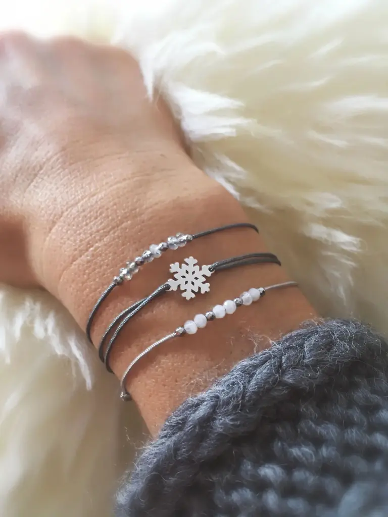 US0424_Bracelet_Flocon_de_neige_1.webp